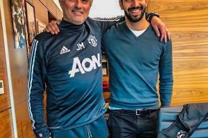 阿莫林自曝没请教过穆帅，不追求媲美老师！解释欧联杯夺冠对曼联意义