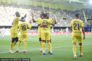 专给巴萨添堵！“黄色潜水艇”为何总能掀翻宇宙队庆功宴？