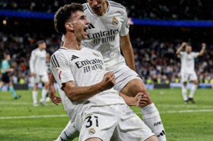 皇马2-1绝杀！西甲最新形势：3队进欧冠+2队降级，巴萨取胜=夺冠